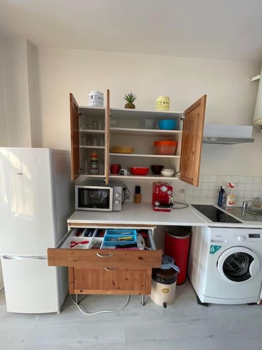 Appartement Calme Et Lumineux - Parking Privatif - Metro A 5Mn Mons-en-Baroeul Esterno foto